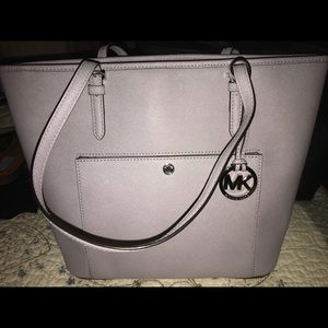 Michael Kors tote